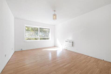 Berkeley Court-7.JPG