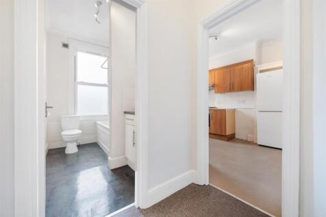 117 Croydon Road-6.JPG