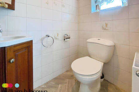 Cloakroom/wc