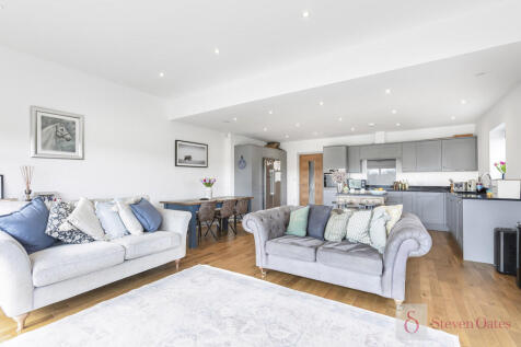 20_48823_watermar...