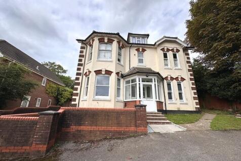 Two Bed Flat Bitterne Park