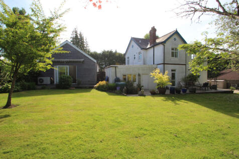 4 Bedroom Detached with Annexe