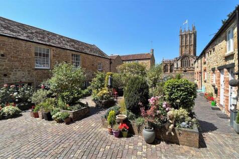 Communal Courtyard Garden