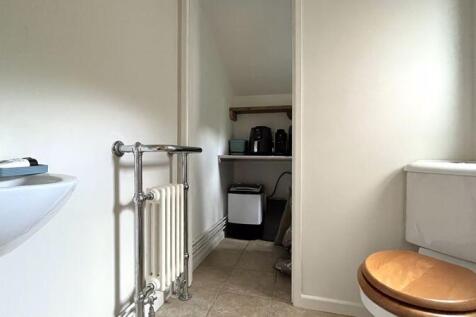Cloakroom &amp; Utility