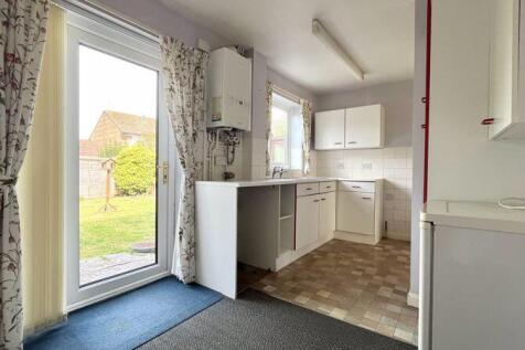 Kitchen/Dining Area
