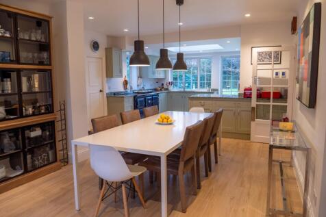 Breakfast Room