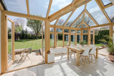 Breakfast Room