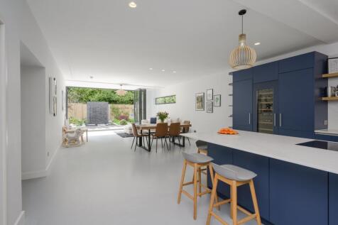 Kitchen/Breakfast/Family Room
