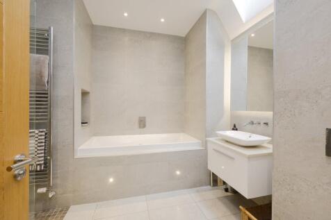 Principal Ensuite