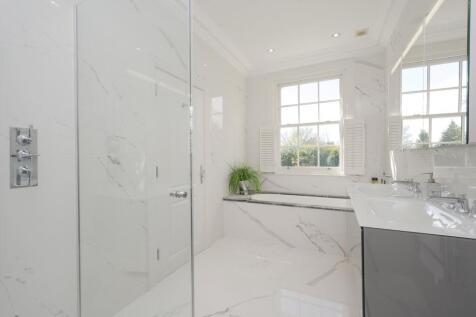 Master en-suite