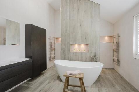 Principal Ensuite