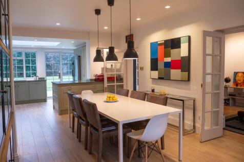 Breakfast Room 2