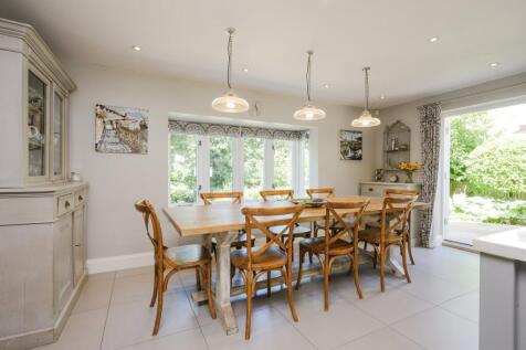 Breakfast Room