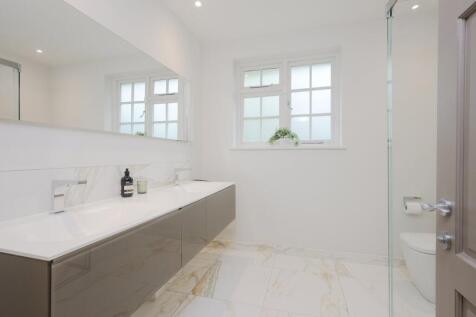 Primary Ensuite