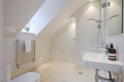 Bedroom 3 Ensuite