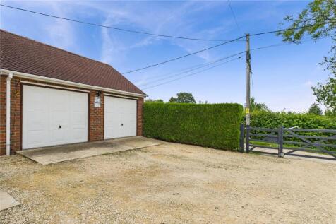 Garage &amp; Parking