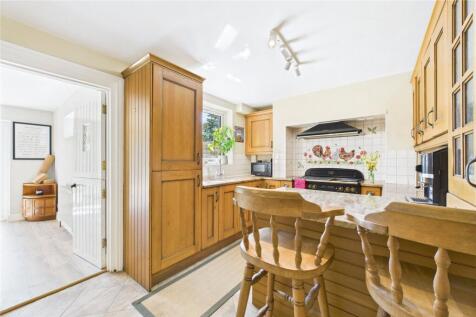 Kitchen/ Breakfast