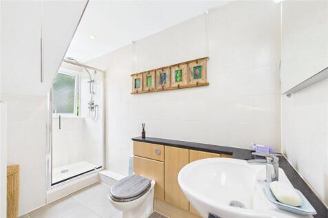 En-Suite Shower