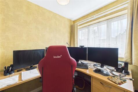 Bedroom 3 / Office