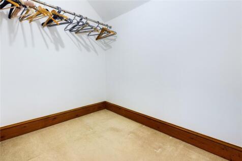 Walk-In Wardrobe