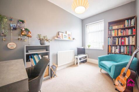 BEDROOM 3