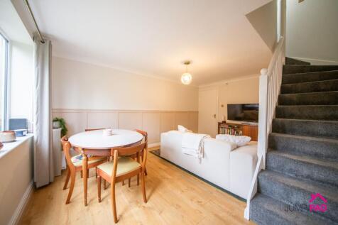 Living/ Dining room