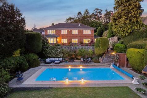 Rear in the evening 