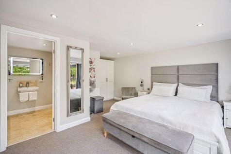 Main bedroom
