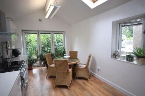 EXTENDED KITCHEN