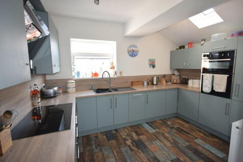EXTENDED KITCHEN
