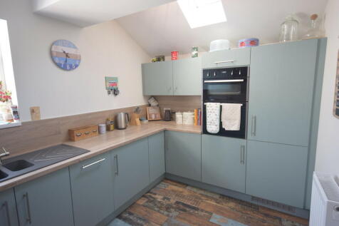 EXTENDED KITCHEN