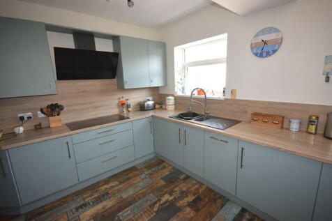 EXTENDED KITCHEN
