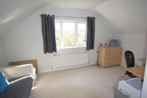 BEDROOM 5/STUDY