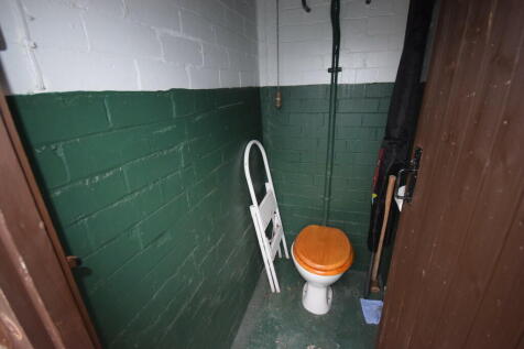 CLOAKS/WC