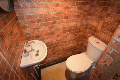 CLOAKS/WC