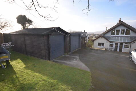 GARAGES