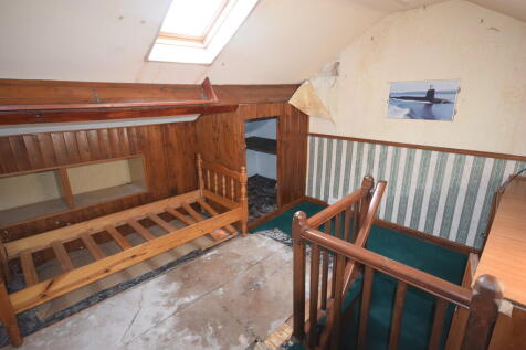 LOFT ROOM