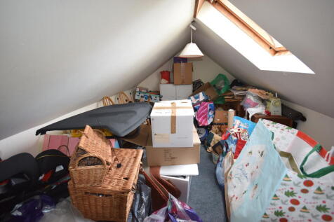 LOFT ROOM