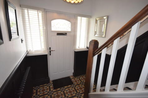 ENTRANCE HALLWAY