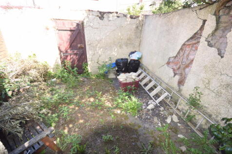 REAR YARD 