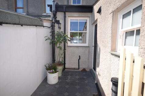 REAR YARD 