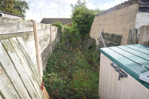 SEPARATE GARDEN
