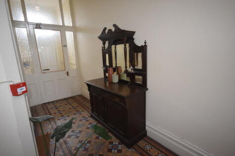 COMMUNAL ENTRANCE...