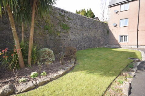 COMMUNAL GARDEN