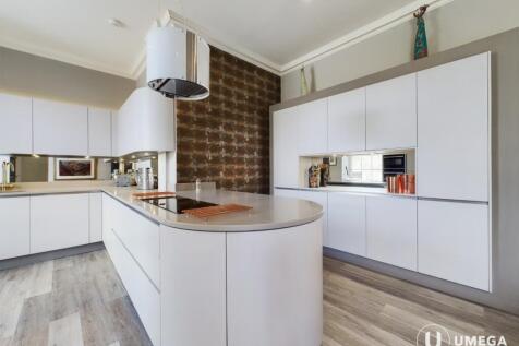 PropertyImages
