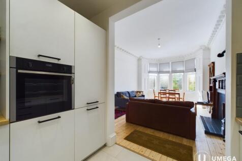 PropertyImages