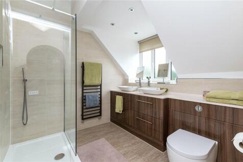Master En-Suite