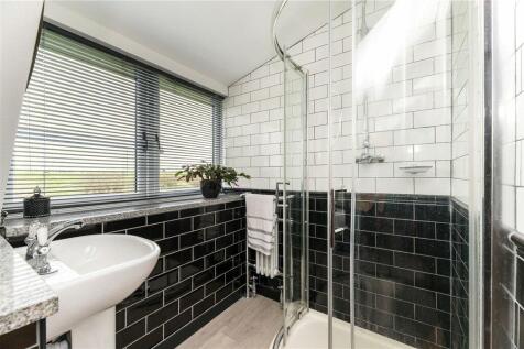 Master En-Suite