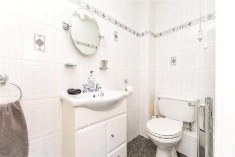 Master En-Suite