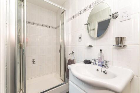 Master En-Suite